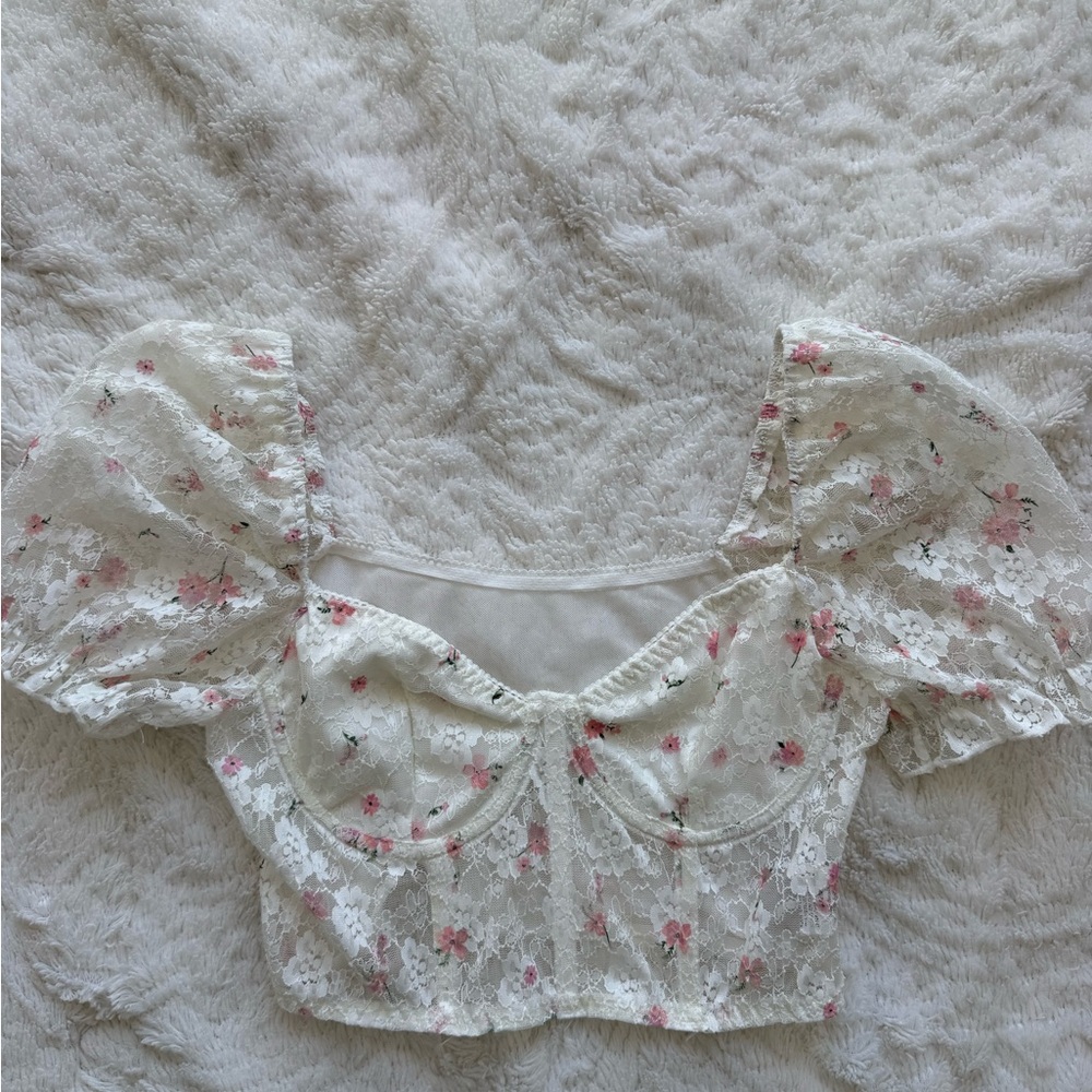SHEIN White Lace Cropped Top – Size XS